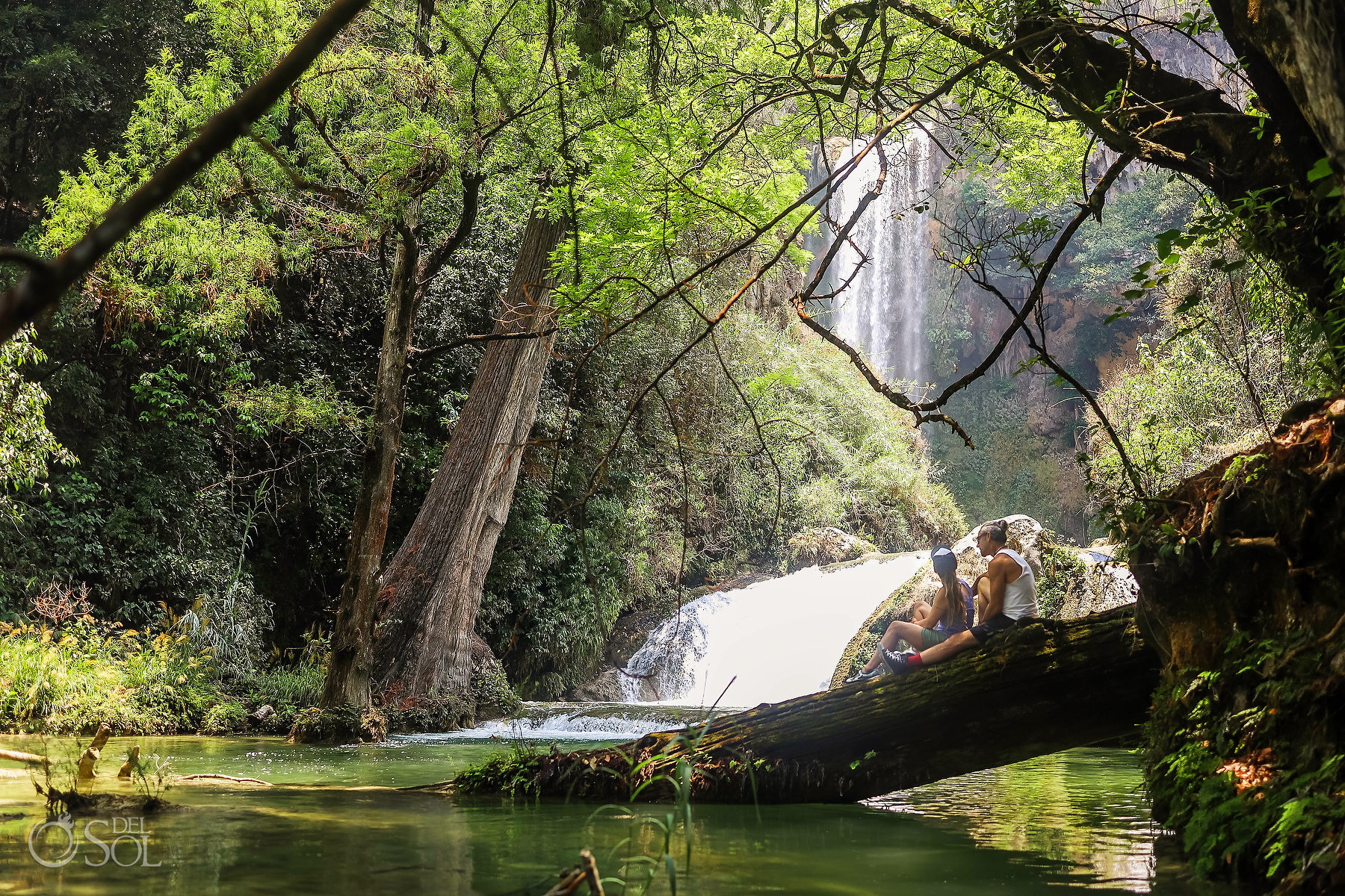 Hiking in Mexico for the ultimate romantic elopement